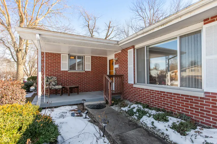 4211 31st Street, Columbus, IN 47203 - #2