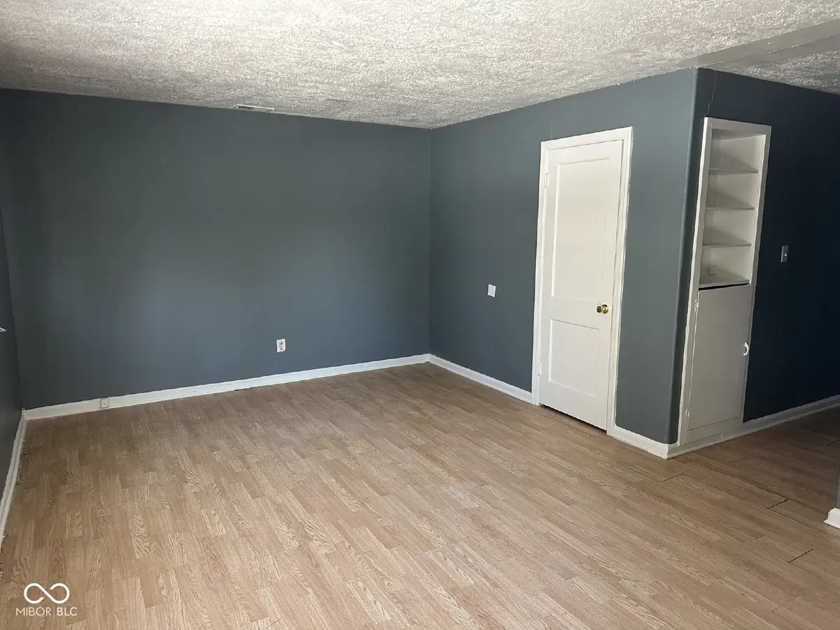 6189-6191 Nimitz Drive, Indianapolis, IN 46219 - #1