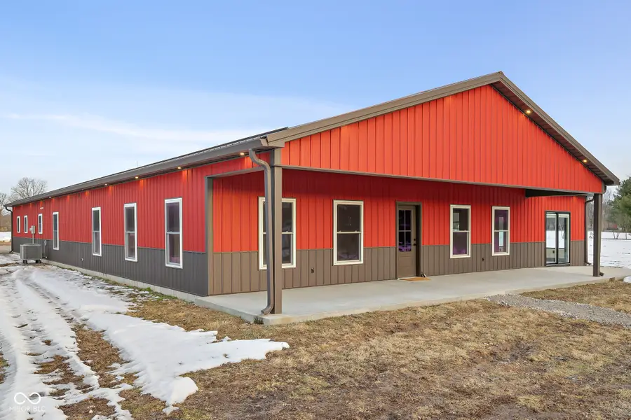 8615 S 150 W, Columbus, IN 47201 - #3