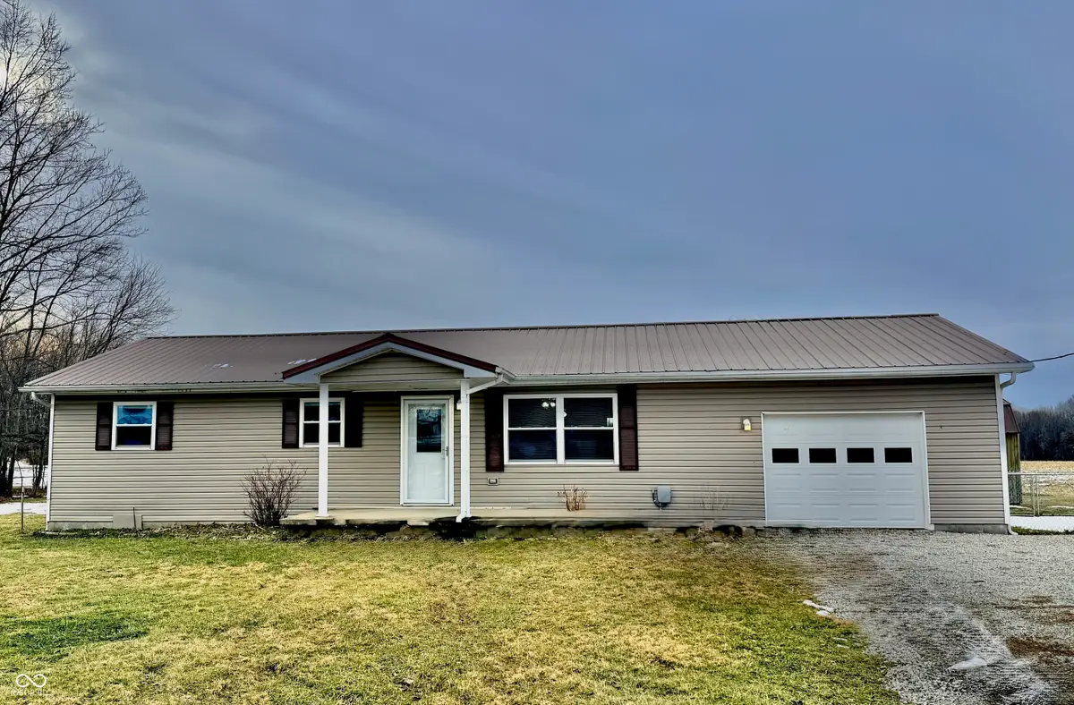 3132 S County Road 1300 E, Crothersville, IN 47229 - #1