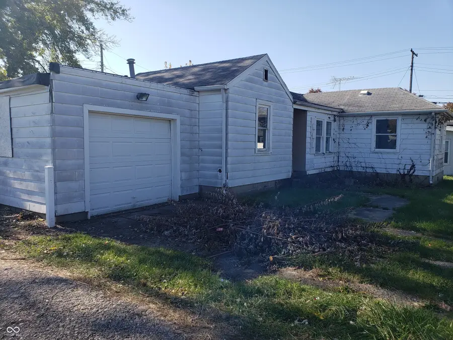 123 E 35th Street, Anderson, IN 46013 - #2