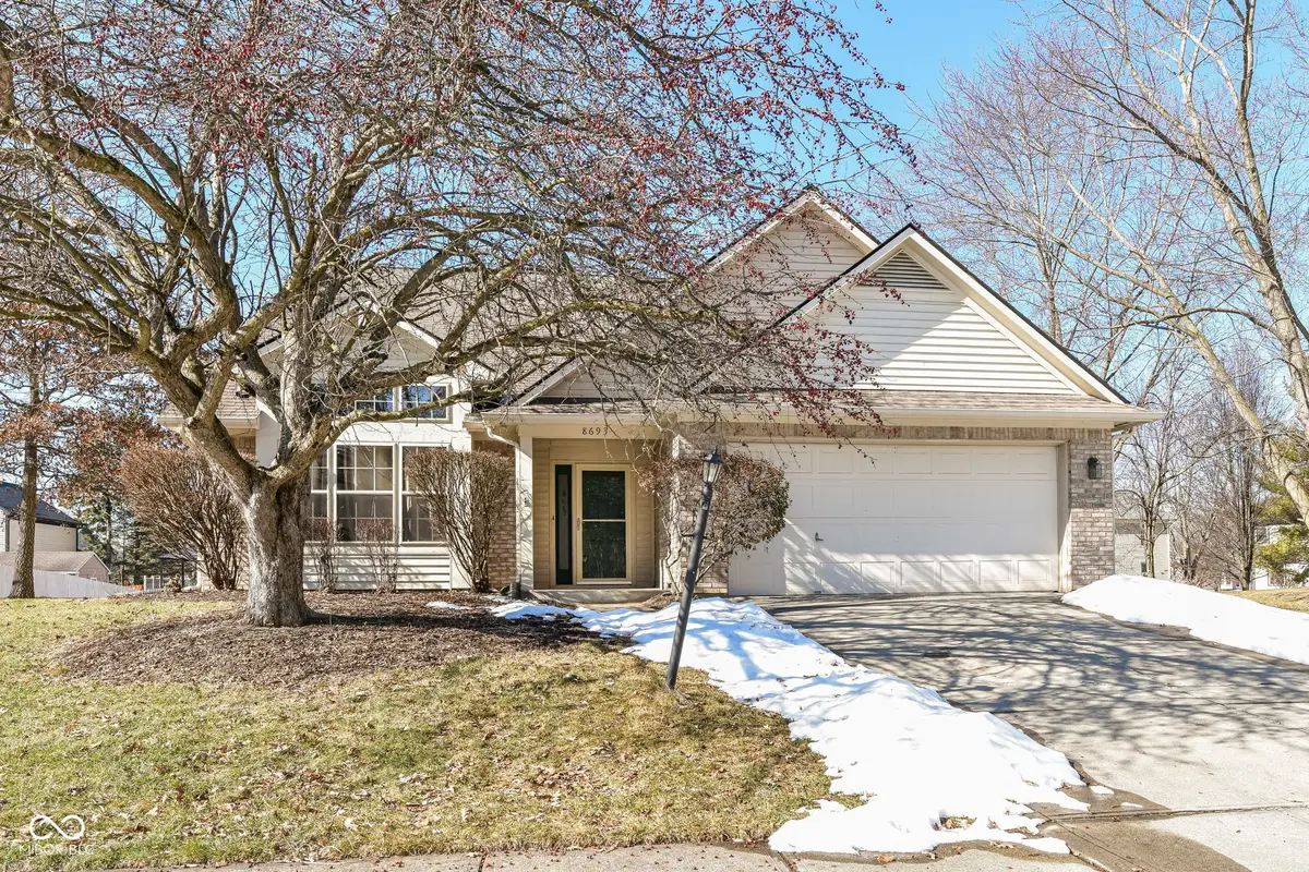 8693 Buffett Parkway, Fishers, IN 46038 - #1
