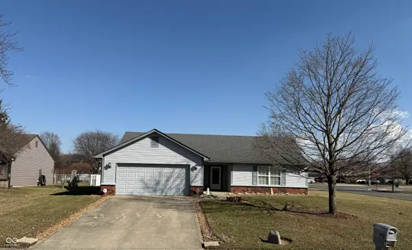 901 Peony Lane, Fortville, IN 46040