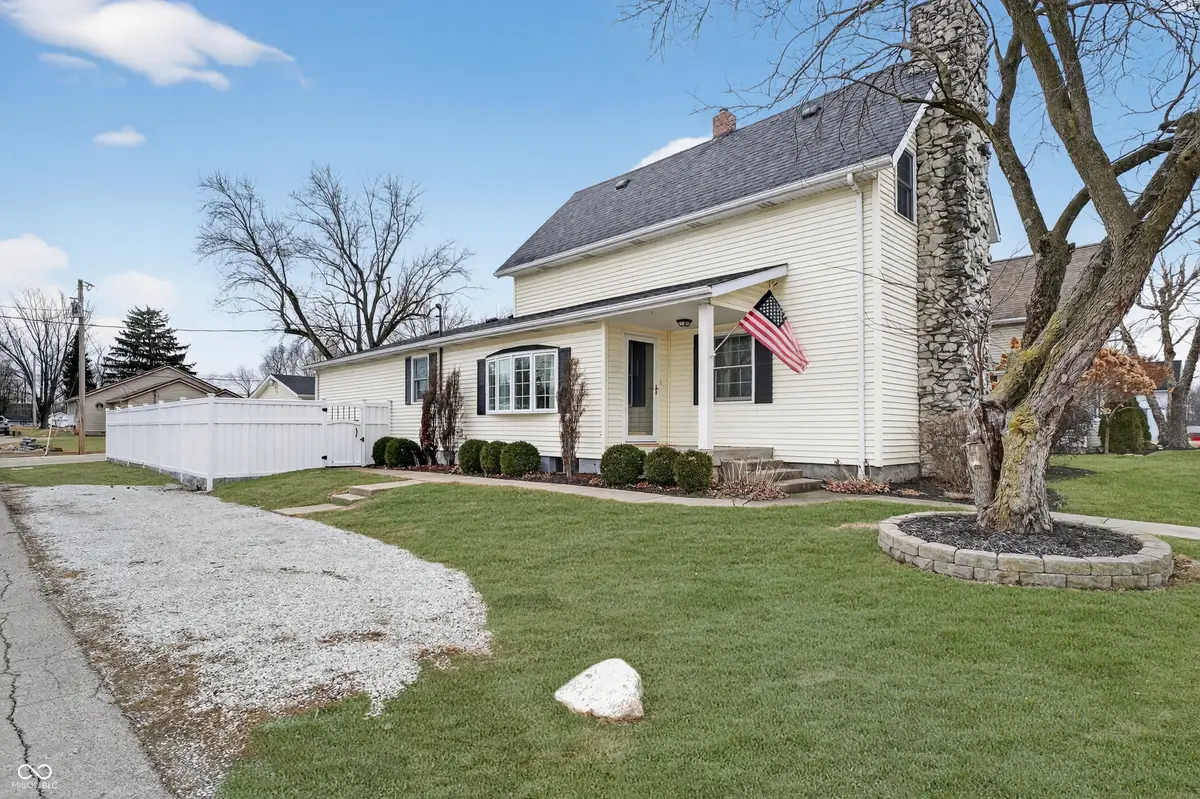 413 Mulberry Street, Frankton, IN 46044 - #1