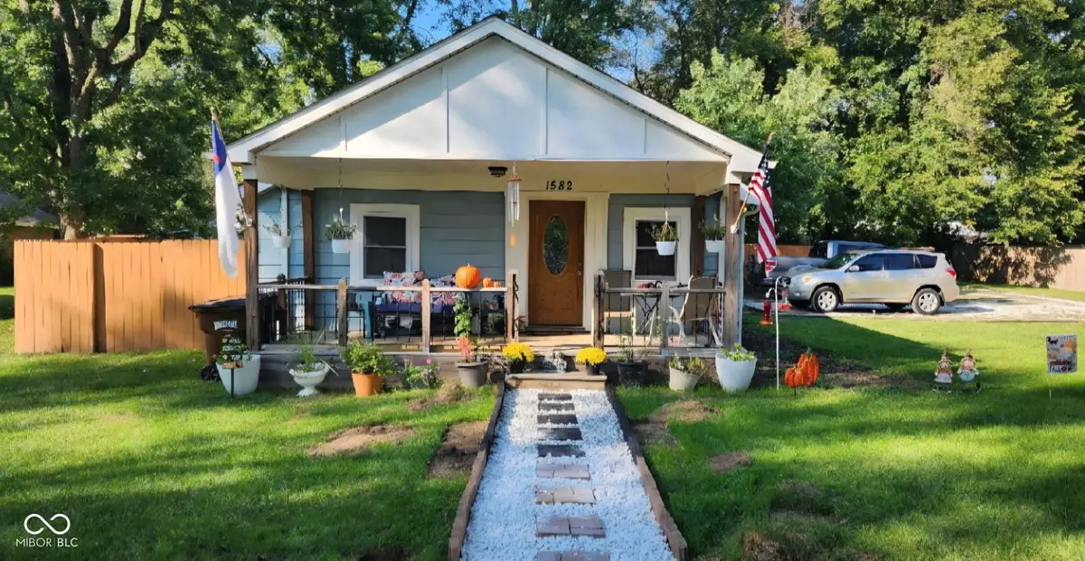 1582 W South Line Drive, Columbus, IN 47201 - #1