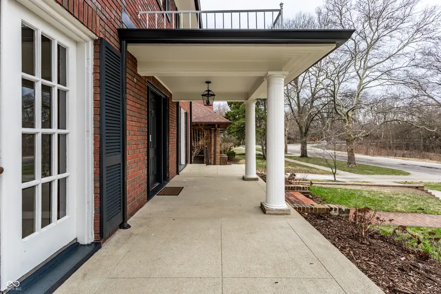 5129 E Pleasant Run Parkway South Drive, Indianapolis, IN 46219 - #2