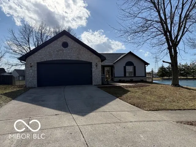 6045 Arlington Way, Indianapolis, IN 46237 - #1