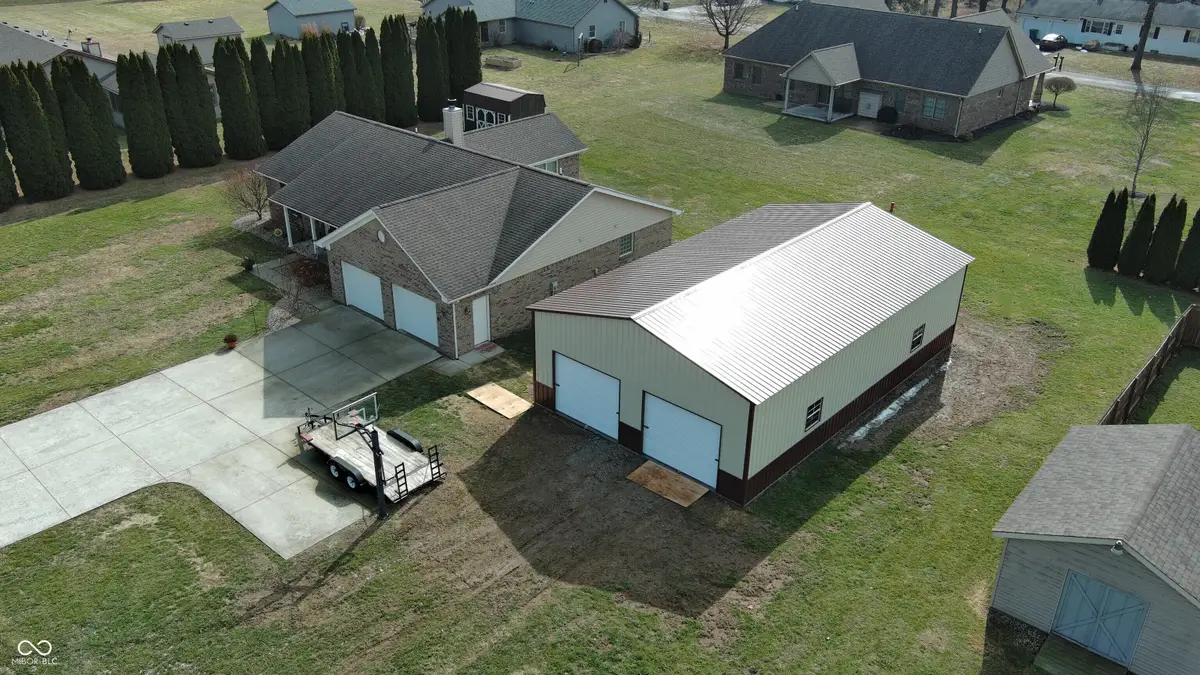 167 W Kings Highway, Rushville, IN 46173 - #1