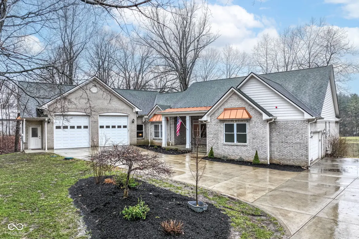249 E Woodfield Lane, Mooresville, IN 46158 - #1