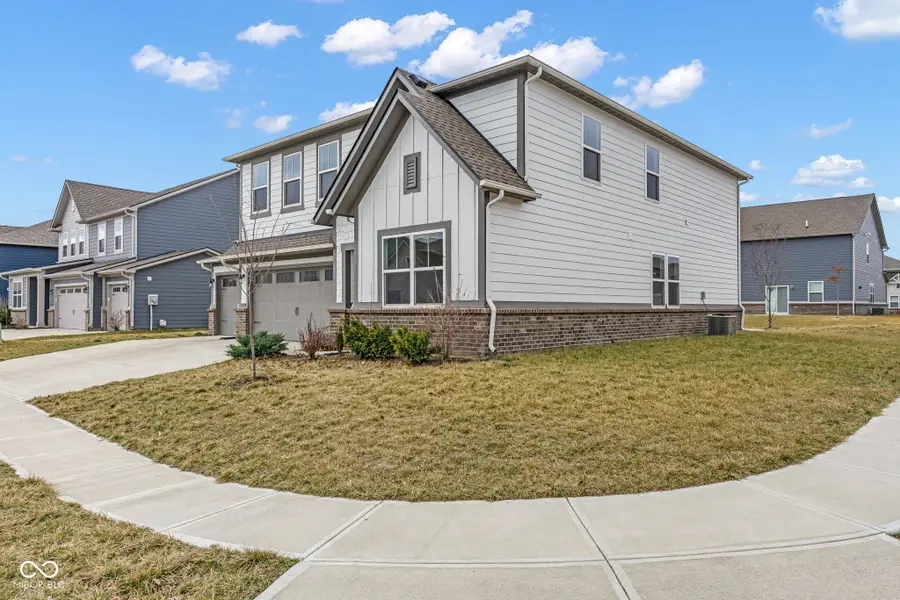 1254 Brighton Place, Avon, IN 46123 - #2