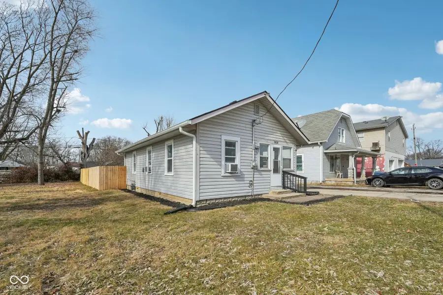 3020 S Mooresville Road, Indianapolis, IN 46221 - #2