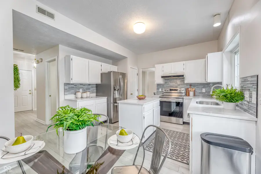 5309 Deer Creek Drive, Indianapolis, IN 46254 - #2