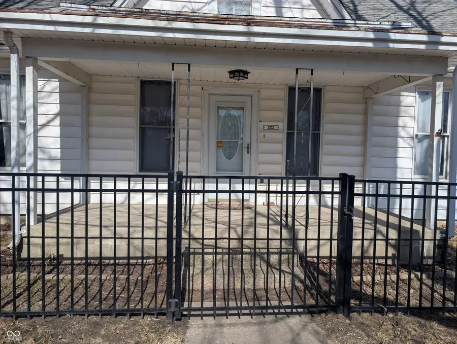 202 E Washington Street, Waynetown, IN 47990 - #2