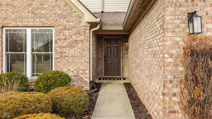 1450 Auburn Drive, Brownsburg, IN 46112 - #2