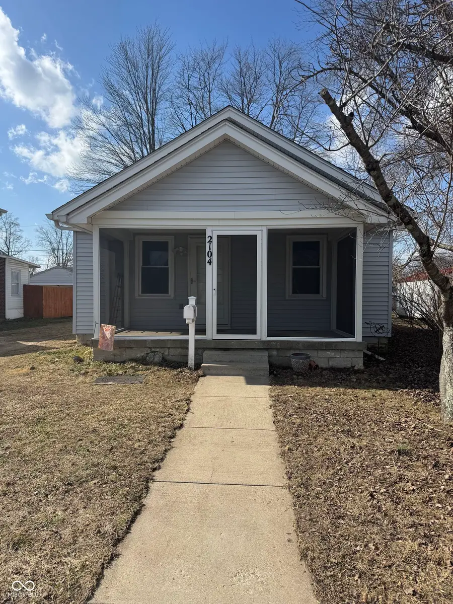 2104 Gilmore Street, Columbus, IN 47201 - #2