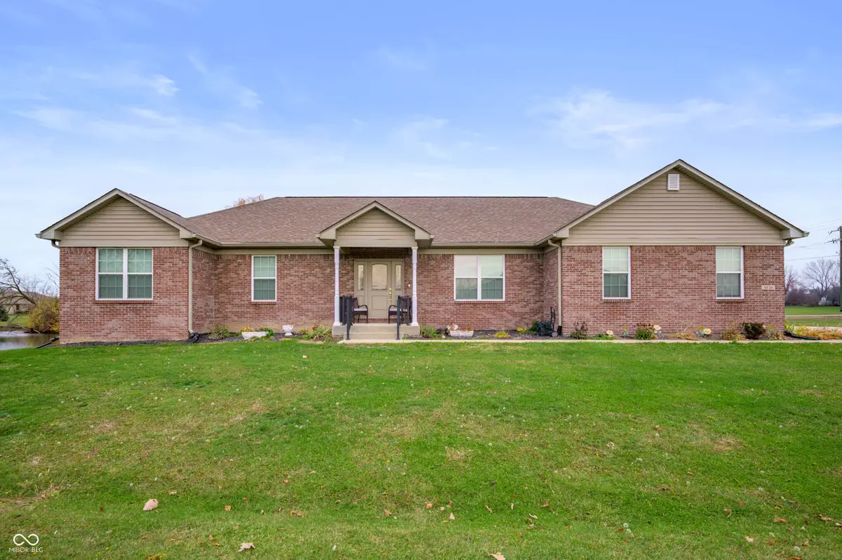 5026 W Stonehaven Lane, New Palestine, IN 46163 - #1