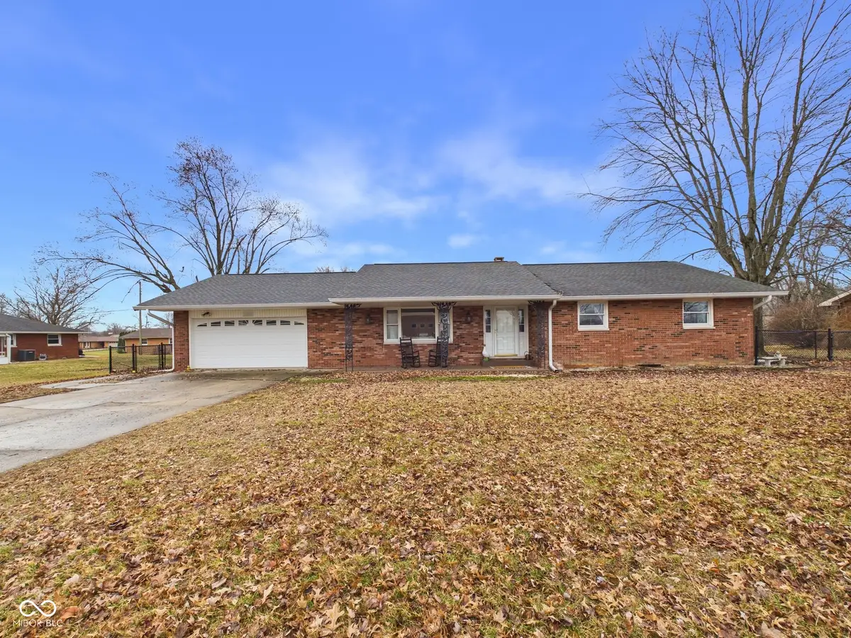 3113 E 10th Street, Anderson, IN 46012 - #1