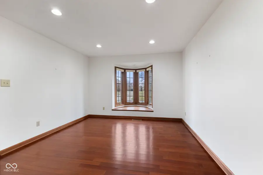 3170 Greensview Drive, Greenwood, IN 46143 - #3