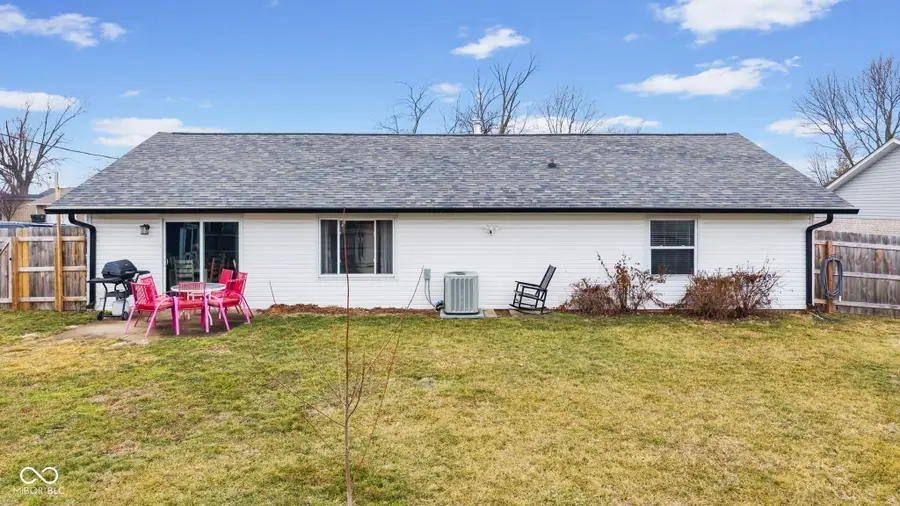 197 Briar Hill Drive, Whiteland, IN 46184 - #3