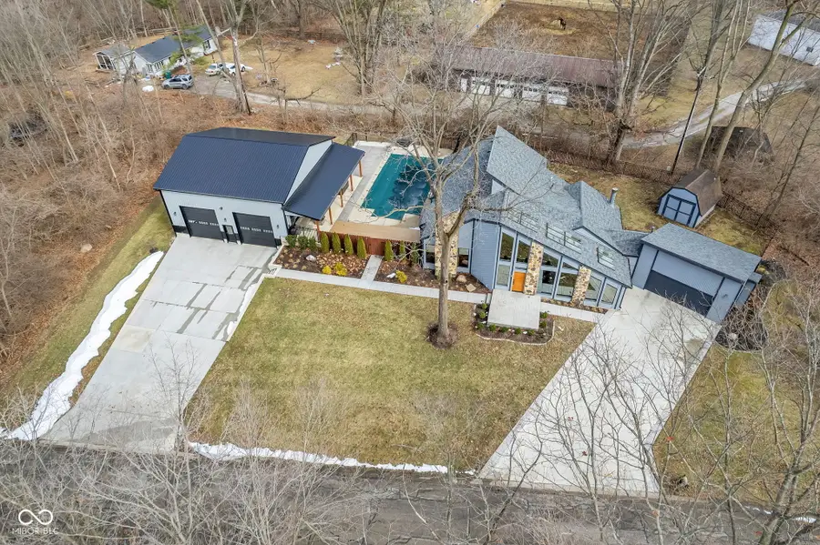 785 Pineview Drive, Zionsville, IN 46077 - #3