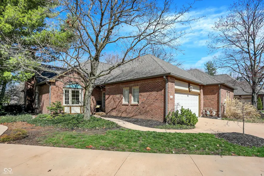 2048 Oldfields Cir N Drive, Indianapolis, IN 46228 - #2
