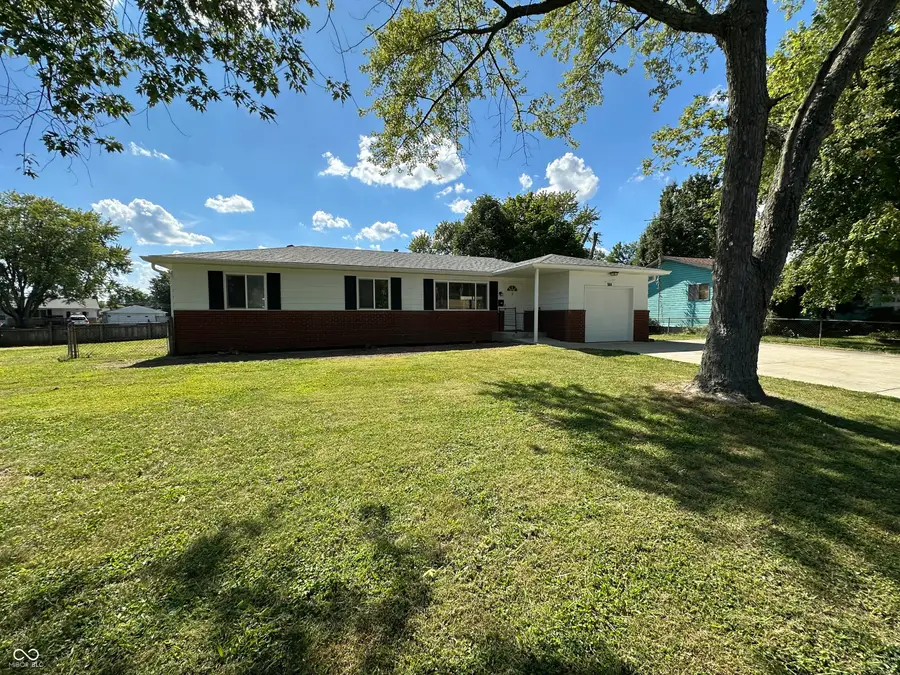 564 Northgate Drive, Greenwood, IN 46143 - #2
