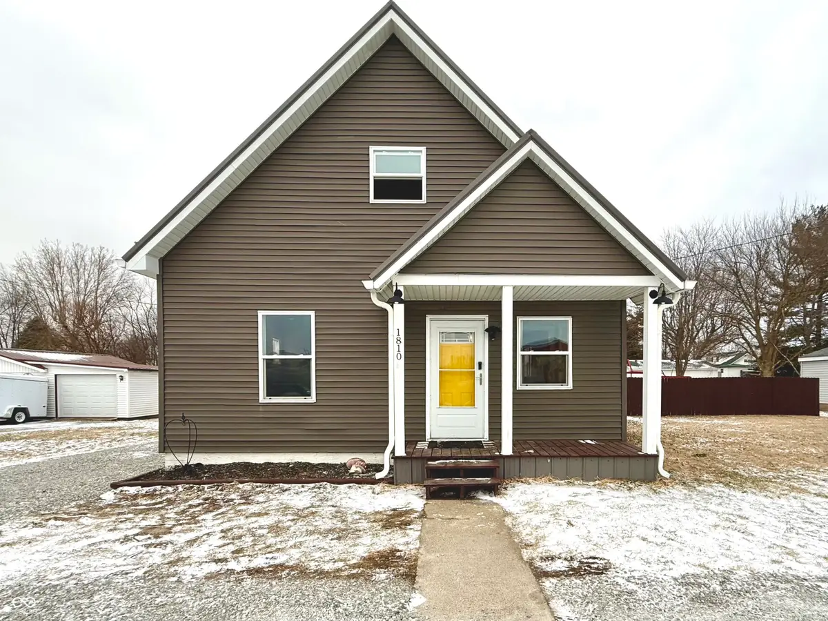 1810 E Elmore Street, Crawfordsville, IN 47933 - #1