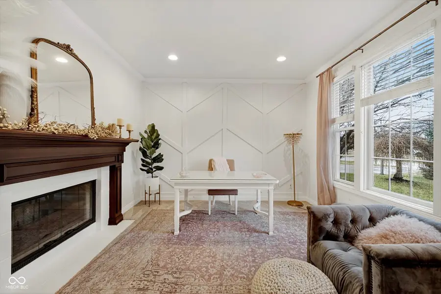 8999 Hearthstone Drive, Zionsville, IN 46077 - #3