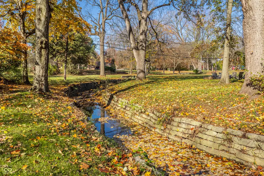 9215 Kerwood Drive, Indianapolis, IN 46240 - #3