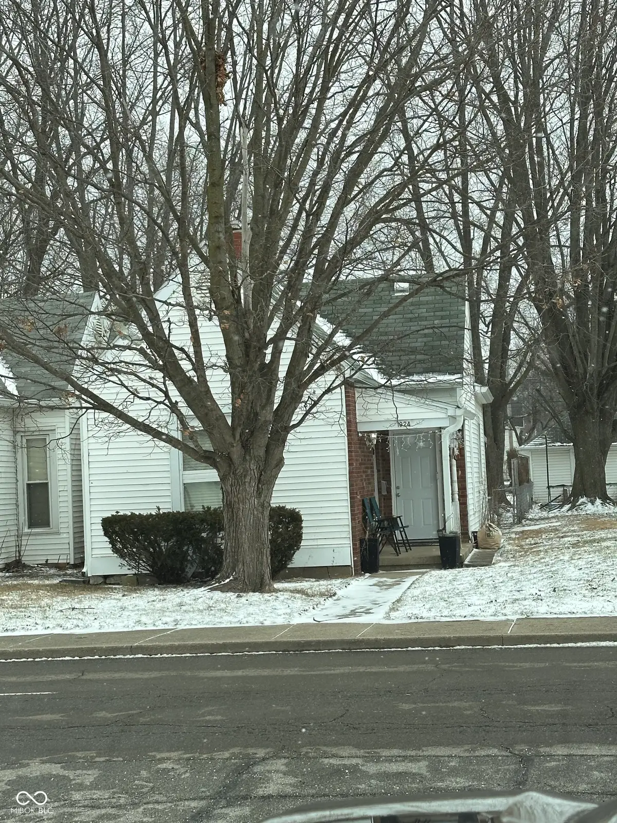 1924 Main Street, Anderson, IN 46016 - #1