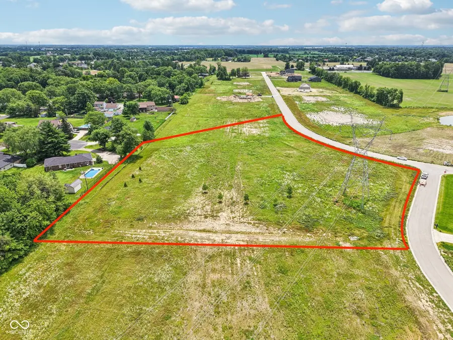 2639 S Kings Way, New Palestine, IN 46163 - #2