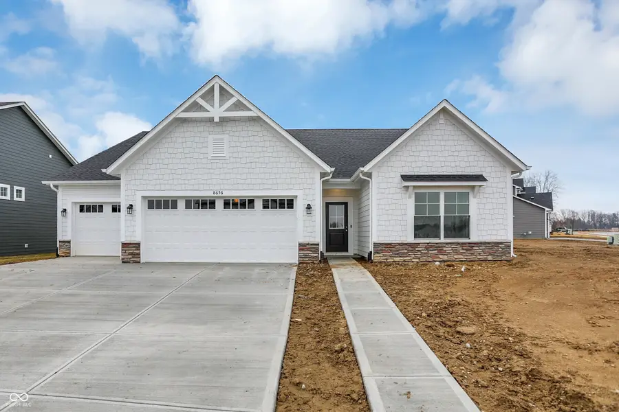 8656 Meadowlands Court, Plainfield, IN 46168 - #2