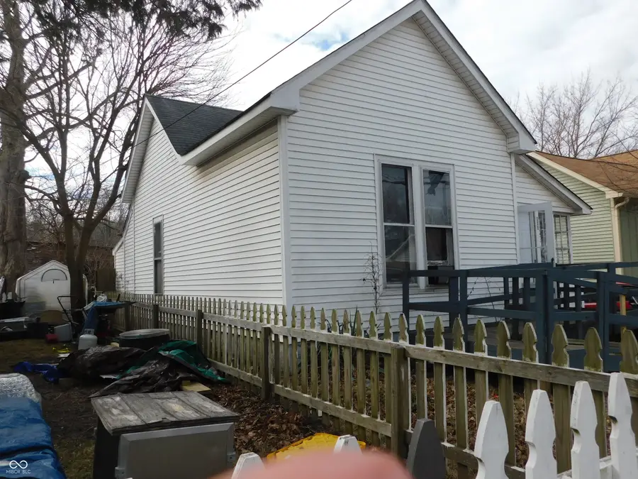 111 W Chestnut Street, Crawfordsville, IN 47933 - #3