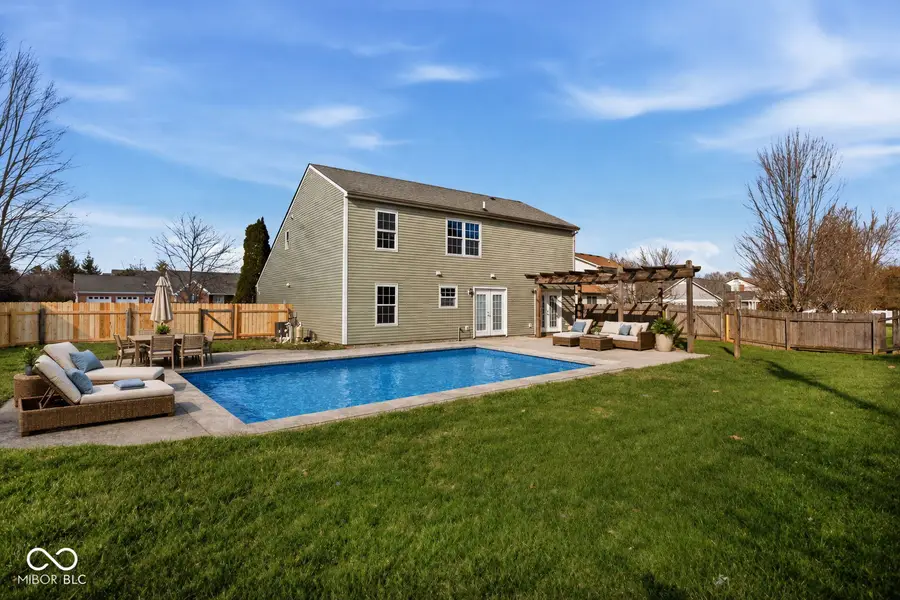 407 Sonhatsett Drive, Westfield, IN 46074 - #2