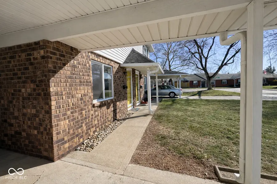 2872 Two Worlds Drive, Columbus, IN 47201 - #3