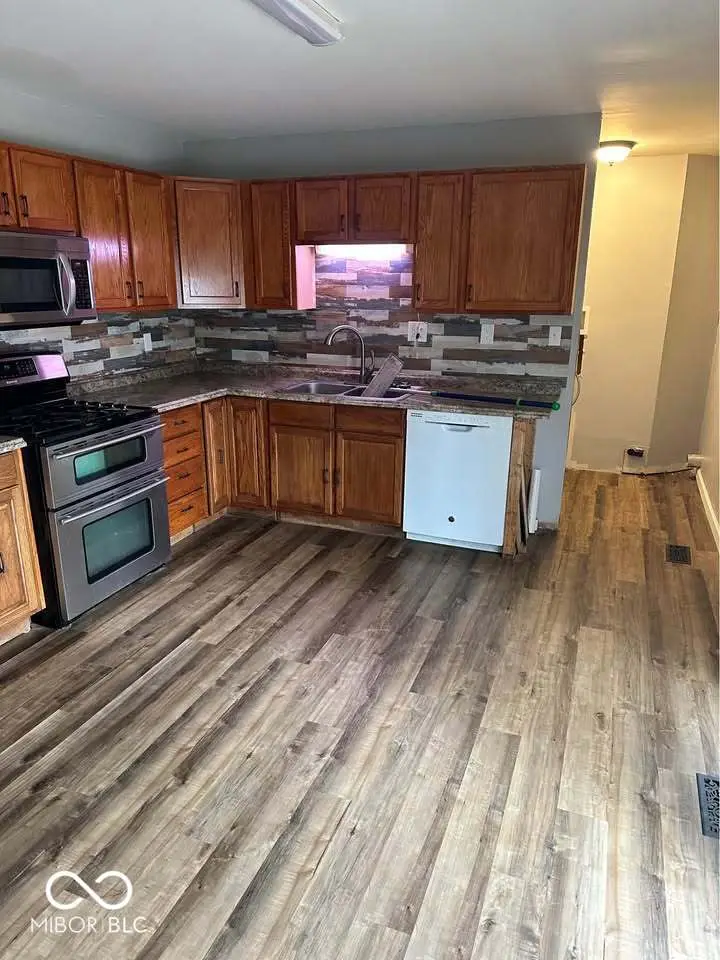 8762 Routiers Court, Indianapolis, IN 46219 - #2