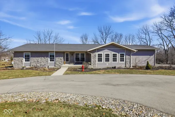 1066 Elmwood Circle, Noblesville, IN 46062