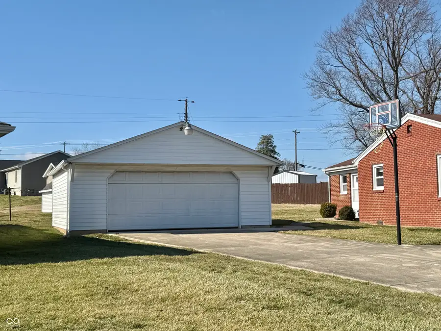 804 S Main Street, Brownstown, IN 47220 - #3