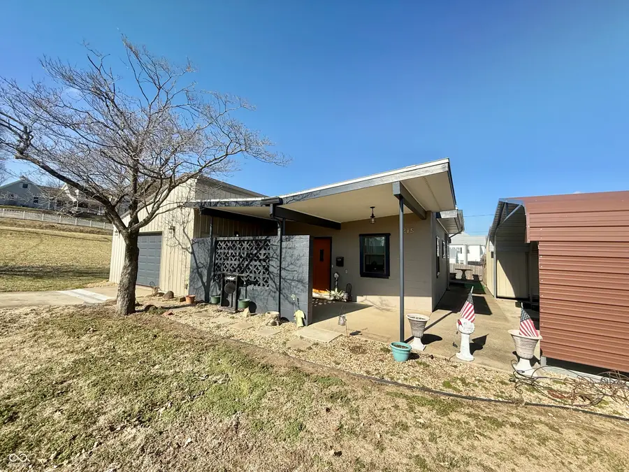 215 W Cross Street, Brownstown, IN 47220 - #2