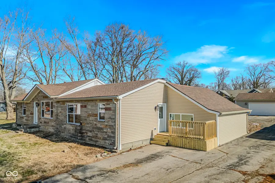 5211 Graves Road, Sellersburg, IN 47172 - #3