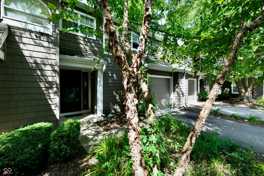 7854 Harbour Isle, Indianapolis, IN 46240 - #2