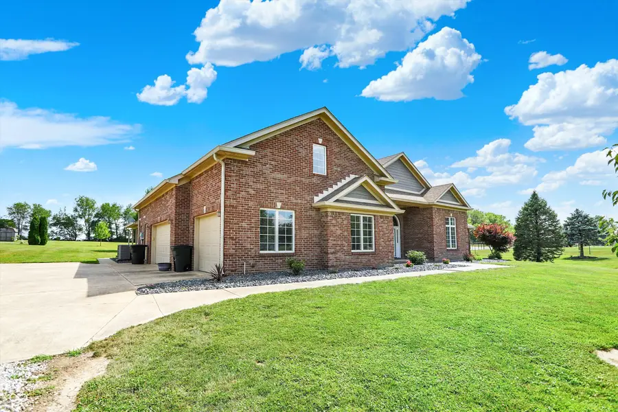 421 Lowry Street, Jamestown, IN 46147 - #2