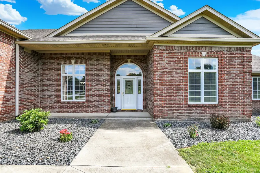 421 Lowry Street, Jamestown, IN 46147 - #3