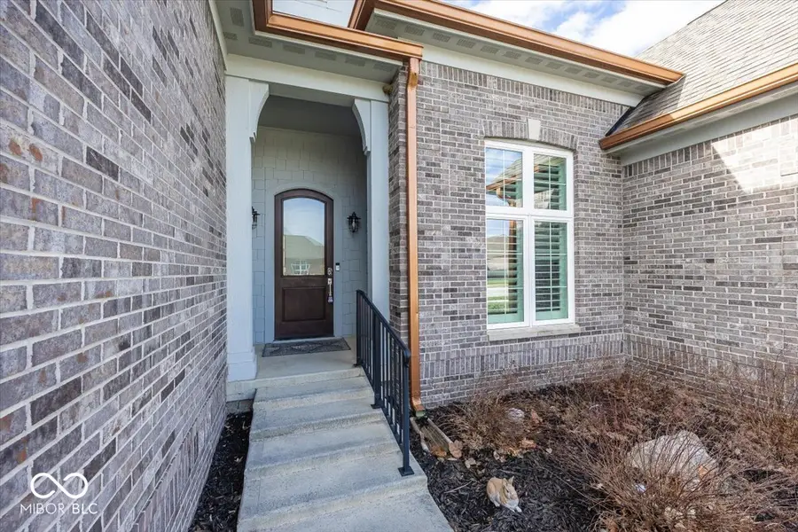 4305 Prairie Falcon Drive, Zionsville, IN 46077 - #2