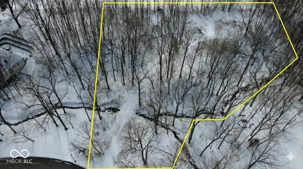 8101 Traders Hollow Lane, Indianapolis, IN 46278