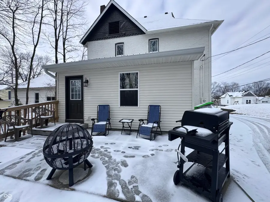 810 S Green Street, Crawfordsville, IN 47933 - #3