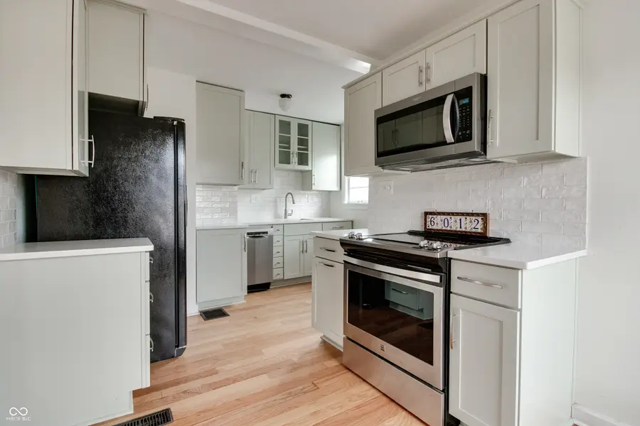 6012 Kingsley Drive, Indianapolis, IN 46220 - #3