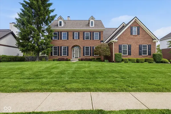 9070 Iris Lane, Zionsville, IN 46077