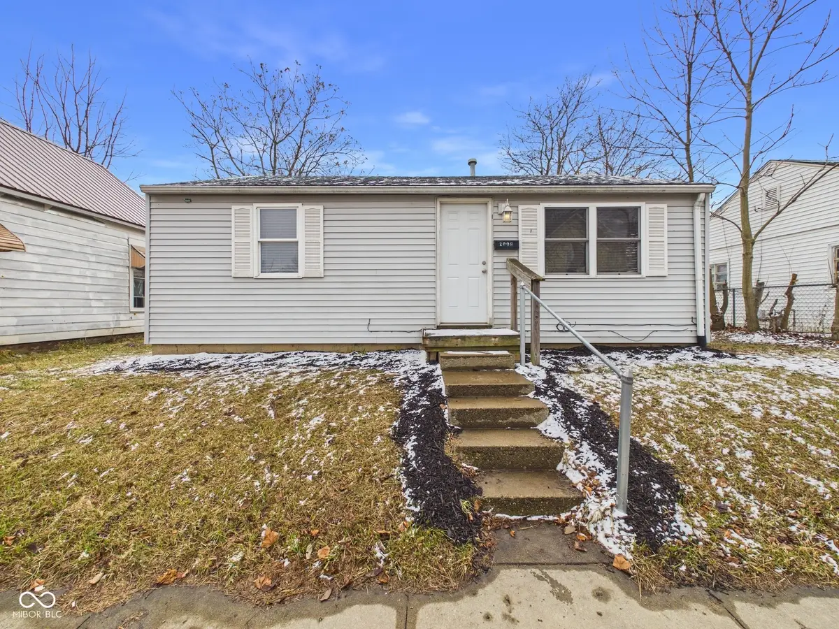 1005 E Jackson Street, Muncie, IN 47305 - #1