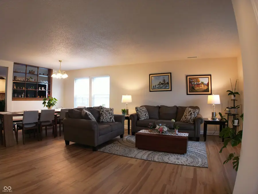 8277 S Quarter Moon Drive, Pendleton, IN 46064 - #3